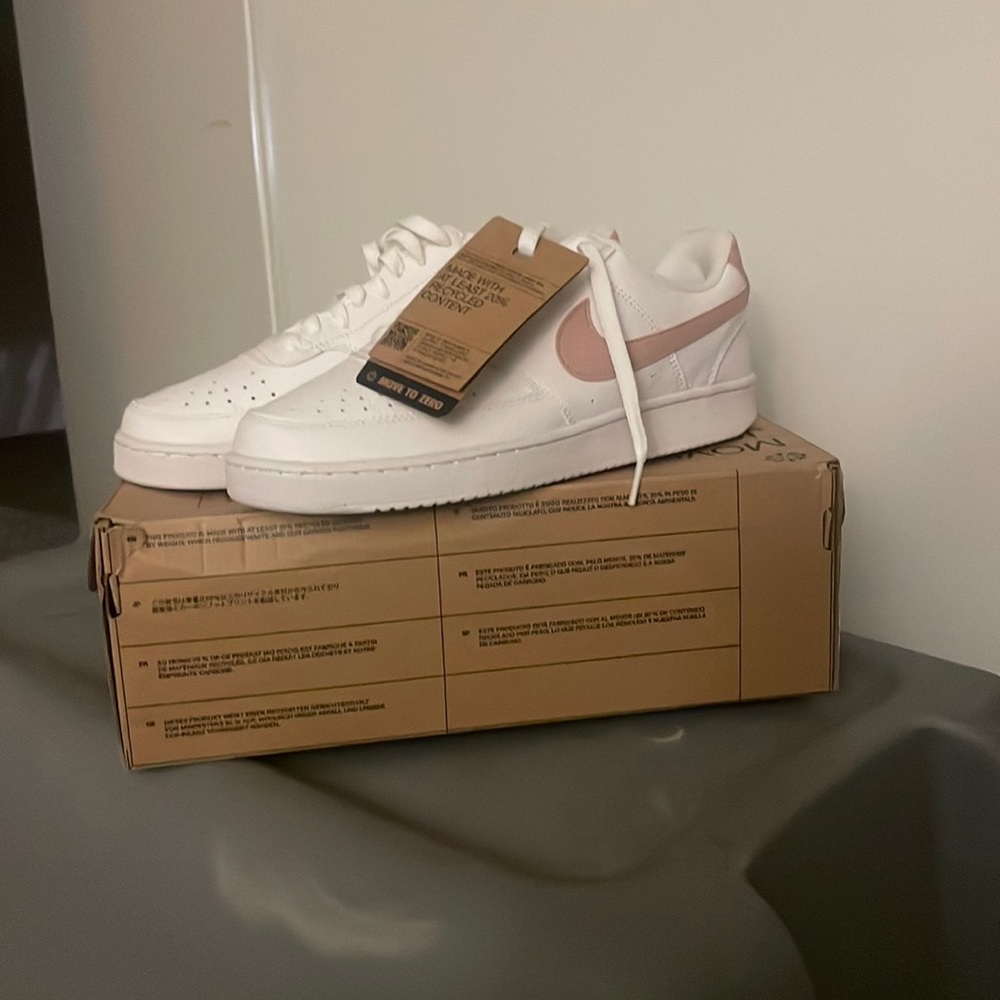 Pink/white Nikes